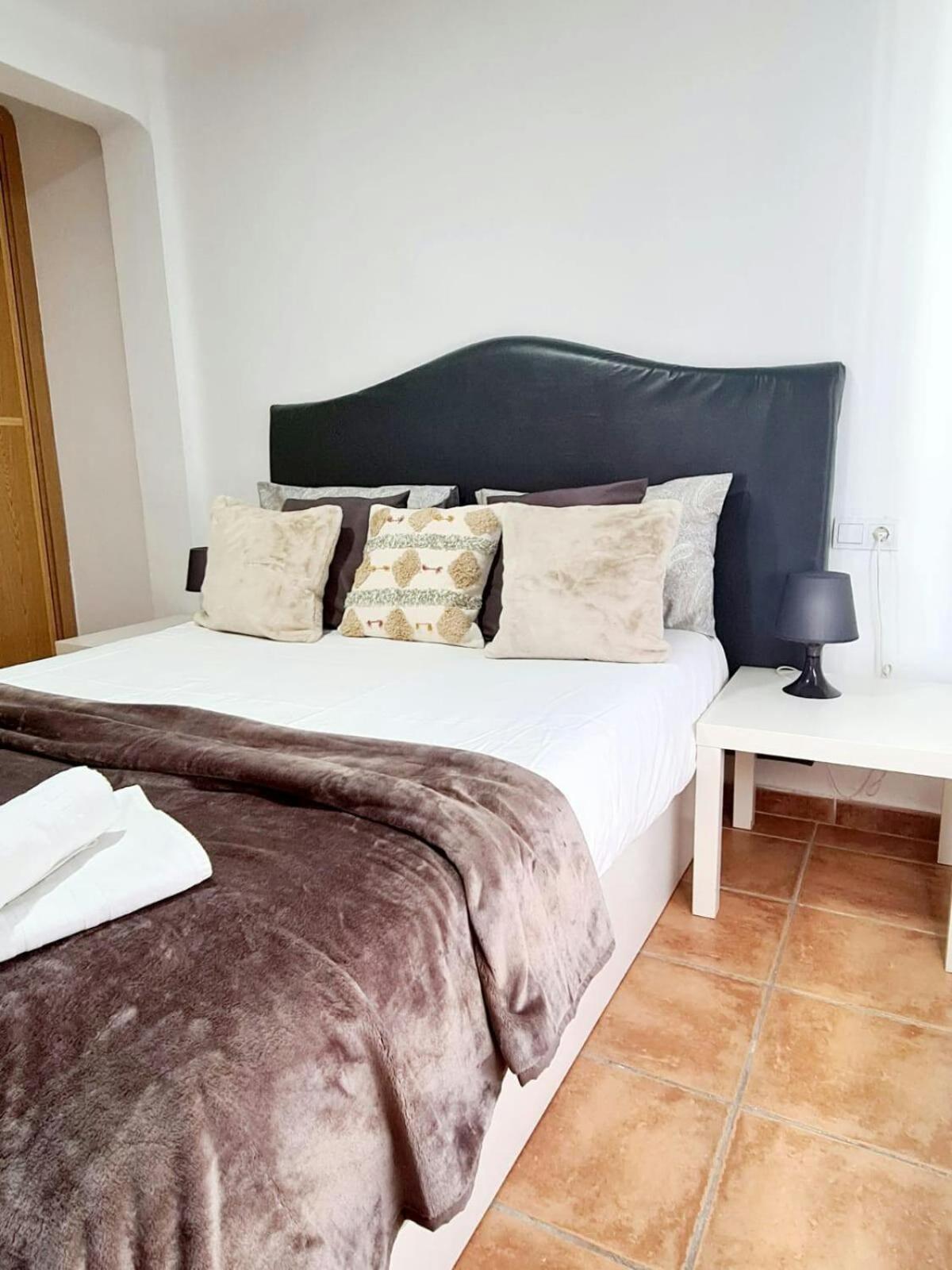 Bonito Apartamento Con Terraza - Pedregalejo Playa มาลากา ภายนอก รูปภาพ