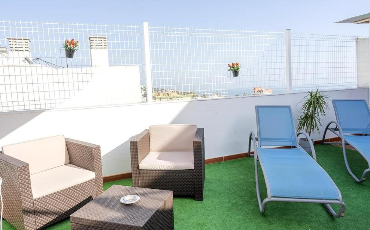 Bonito Apartamento Con Terraza - Pedregalejo Playa มาลากา ภายนอก รูปภาพ